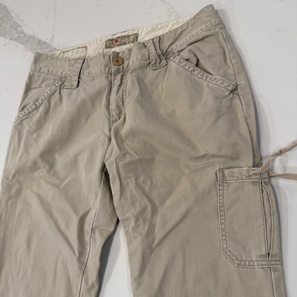 Vintage Y2K BKE Low Rise Khaki Cargo Bootcut Pants Womens Size 32 Beige Utility - Picture 4 of 9